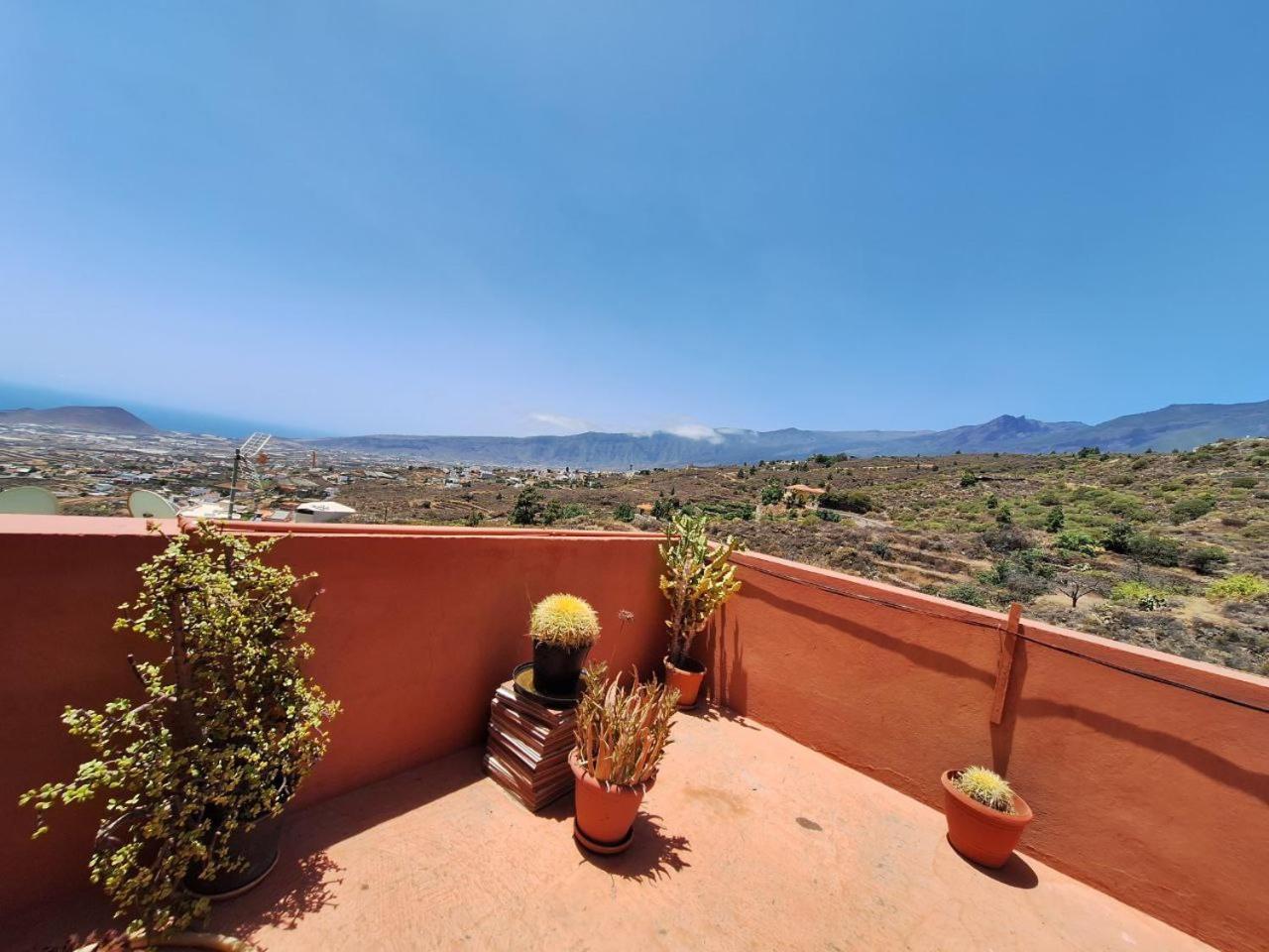 Casa Colores Tenerife Guesthouse Candelaria Bagian luar foto