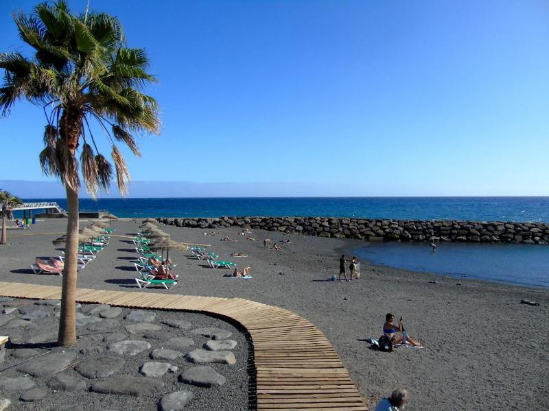 Casa Colores Tenerife Guesthouse Candelaria Bagian luar foto
