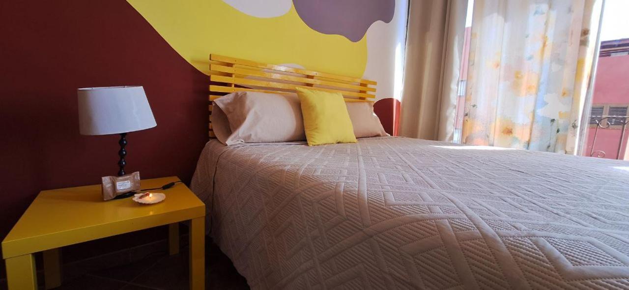 Casa Colores Tenerife Guesthouse Candelaria Bagian luar foto